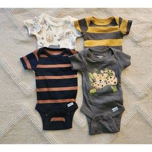 Gerber 4-pack bodysuit bundle size preemie